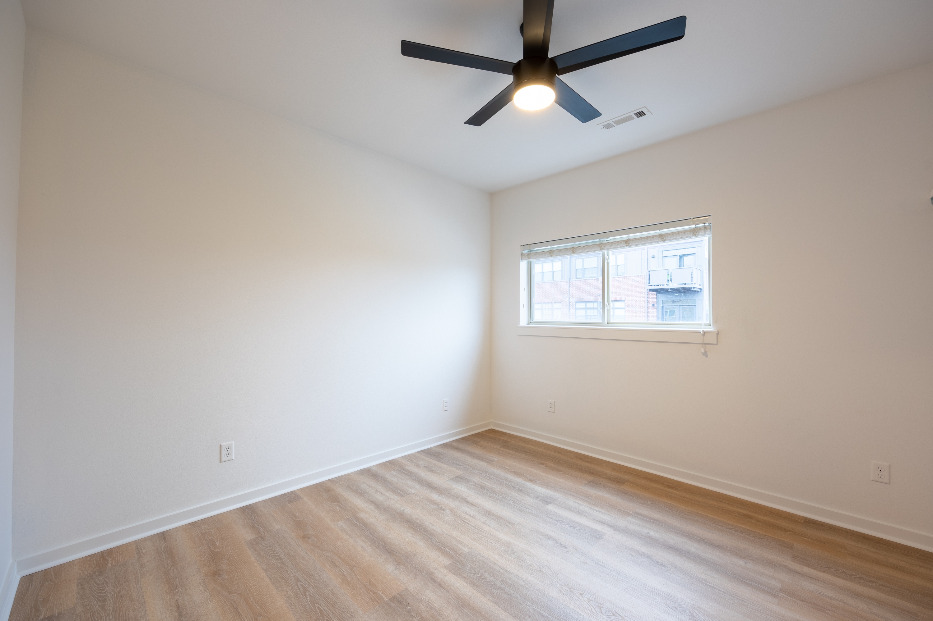 300 Southwest 6th Street - 20